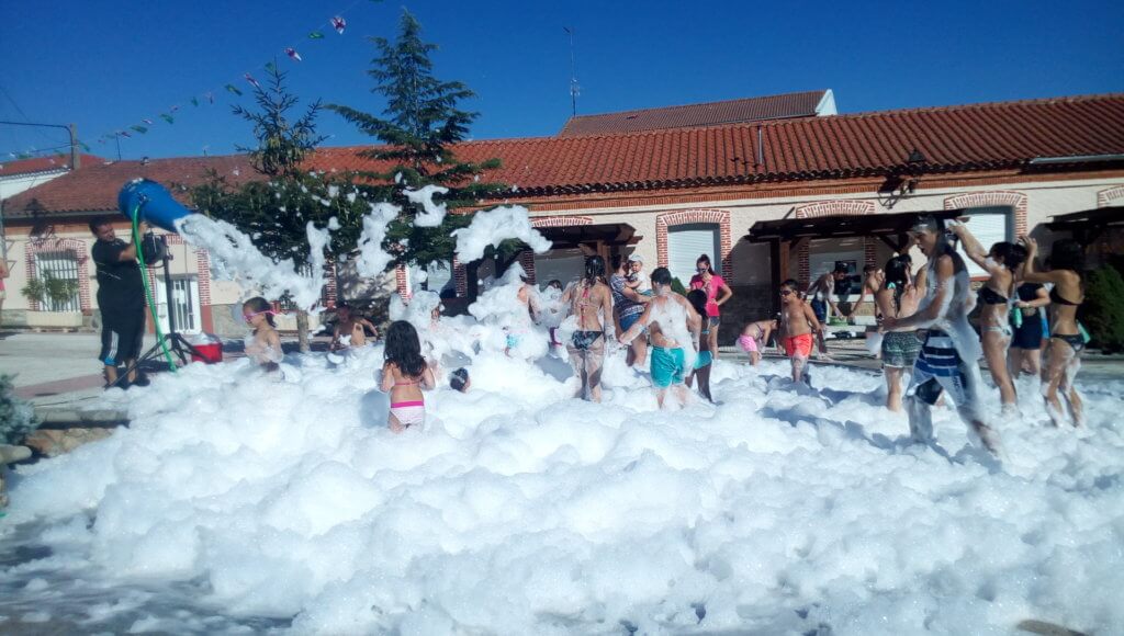 Fiesta de la espuma en Salamanca